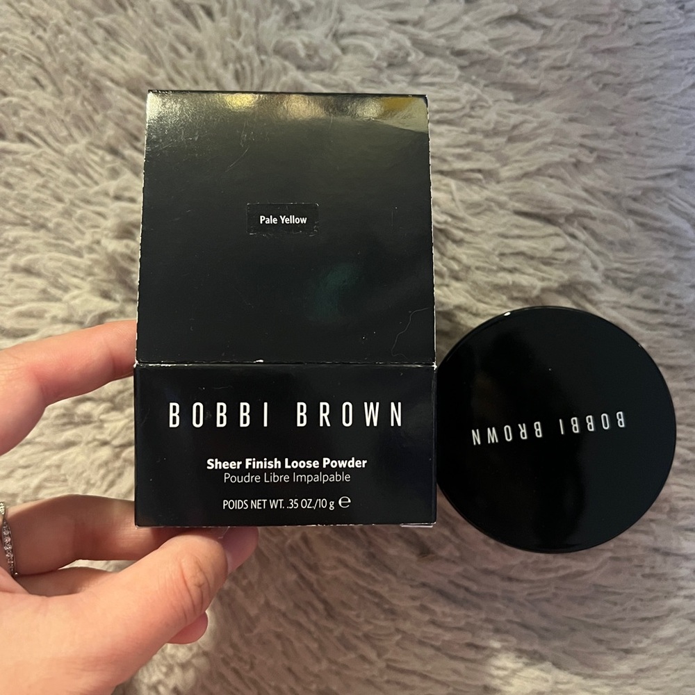 Bobbi Brown Sheer Finish Loose Powder Pale Yellow 0.35 oz/ 10g New In Box